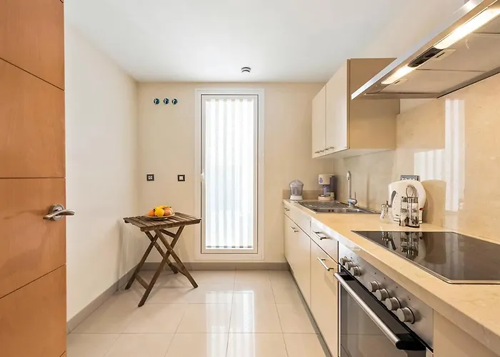 2 Bed Ground Floor In Estepona, Malaga Апартаменты