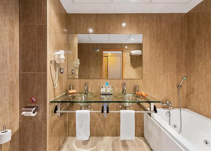 2 Bed Ground Floor In Estepona, Malaga