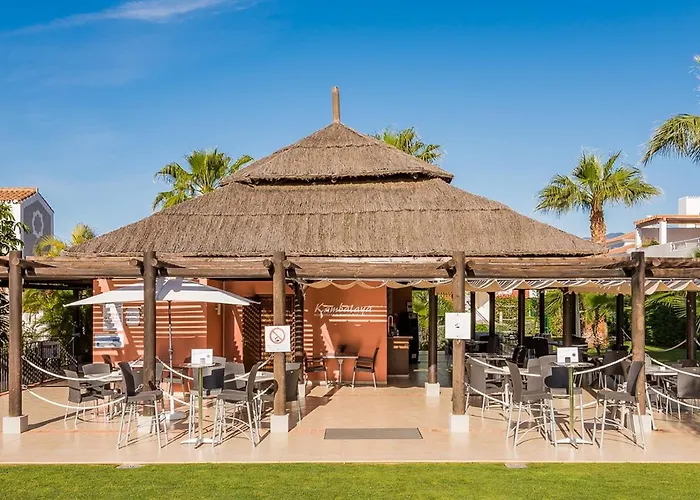 2 Bed Ground Floor In Estepona, Malaga Appartamento