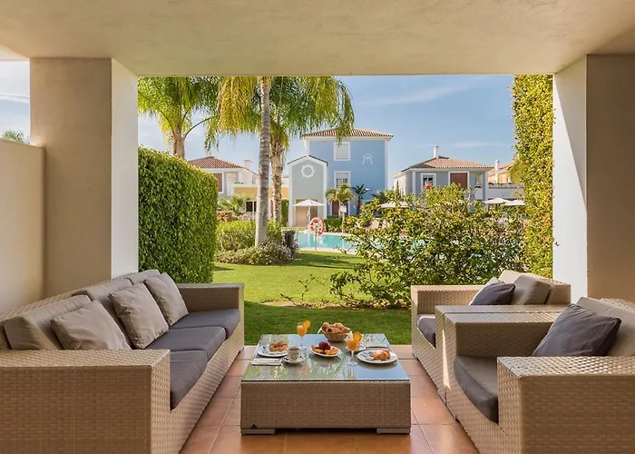 2 Bed Ground Floor In Estepona, Malaga Appartamento Estepona